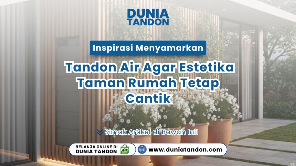Sebuah taman modern dengan barisan pot bunga cokelat yang menutupi area tangki air sebagai visual inspirasi menyamarkan tandon air agar estetika taman rumah tetap cantik