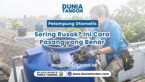 Teknisi sedang mempraktikkan Pelampung Otomatis: Sering Rusak? Ini Cara Pasang yang Benar di atas tandon air