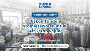 Tim sales mengenakan seragam Tandon Pro menjelaskan benefit Promo Juni Tandon Stainless steel kepada konsumen di dalam gudang Toko Dunia Tandon